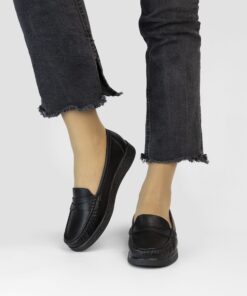 Alternative view of GS63 Black