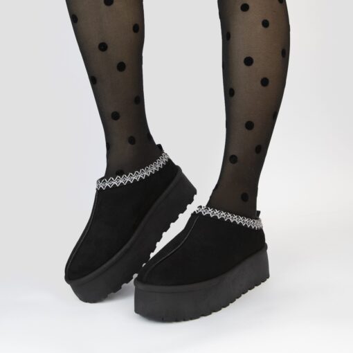GG653 Black