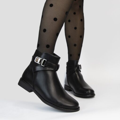 FR637 Black