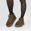 UA-1855 Army Green