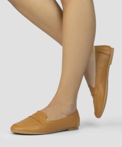 B2216-1 Camel