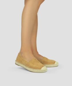 77-517 Camel