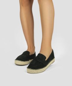 Alternative view of L1389 Black