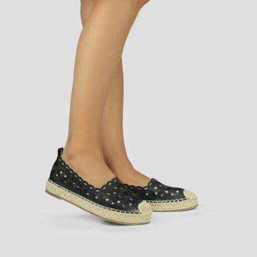 L1390 Black