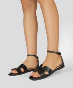 YO0022 Black