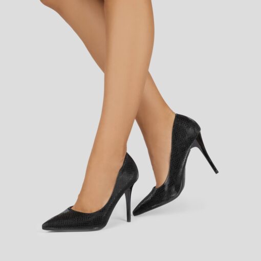 LE115 Black