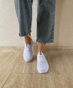 Alternative view of NB681 White