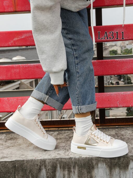 LA311 Beige