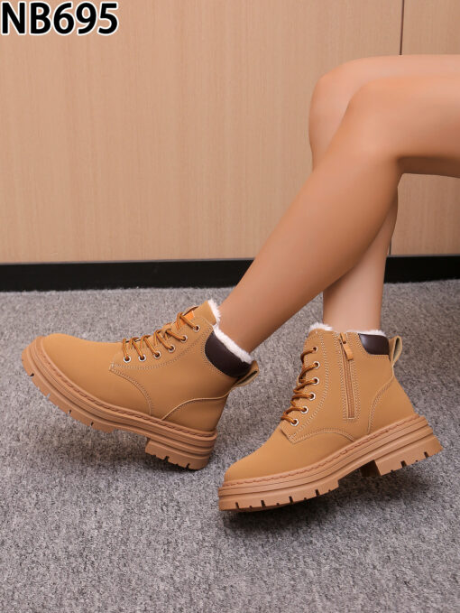 NB695 Camel