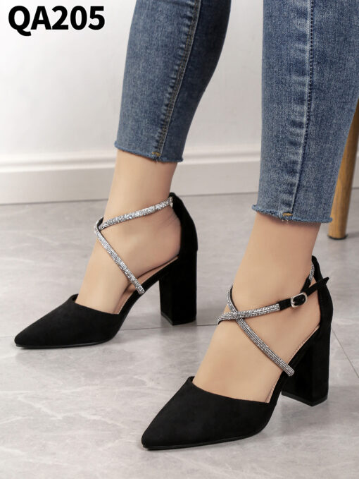QA205 Black