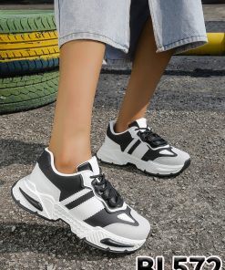 BL572 Black