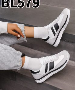 BL579 White