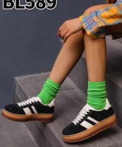 BL589 Black