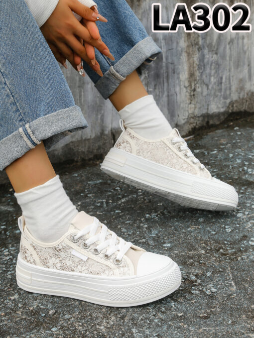 LA302 Beige