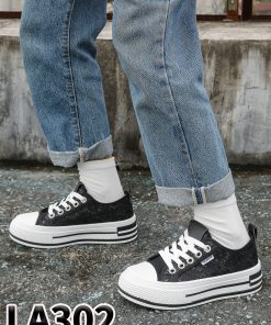 LA302 Black