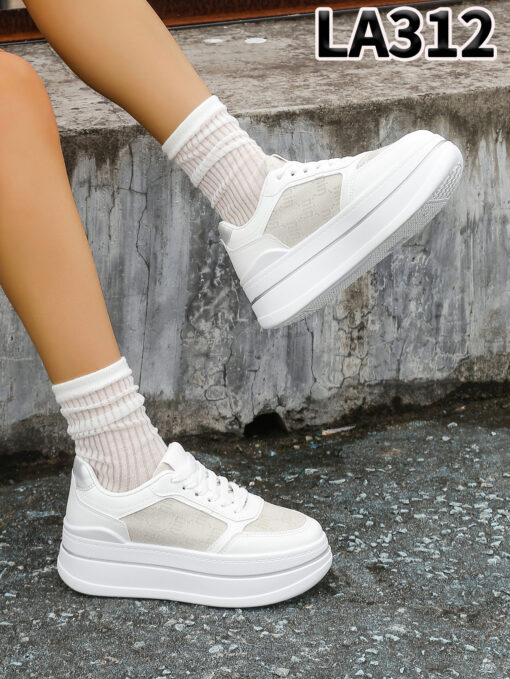 LA312 White