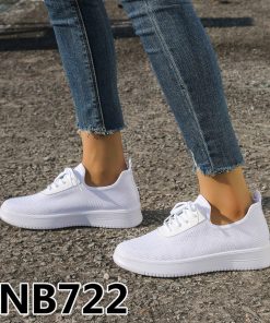 NB722 White