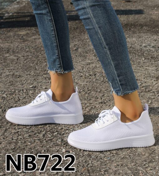 NB722 White