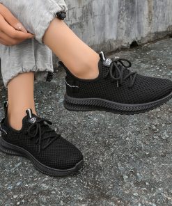 NB726 Black