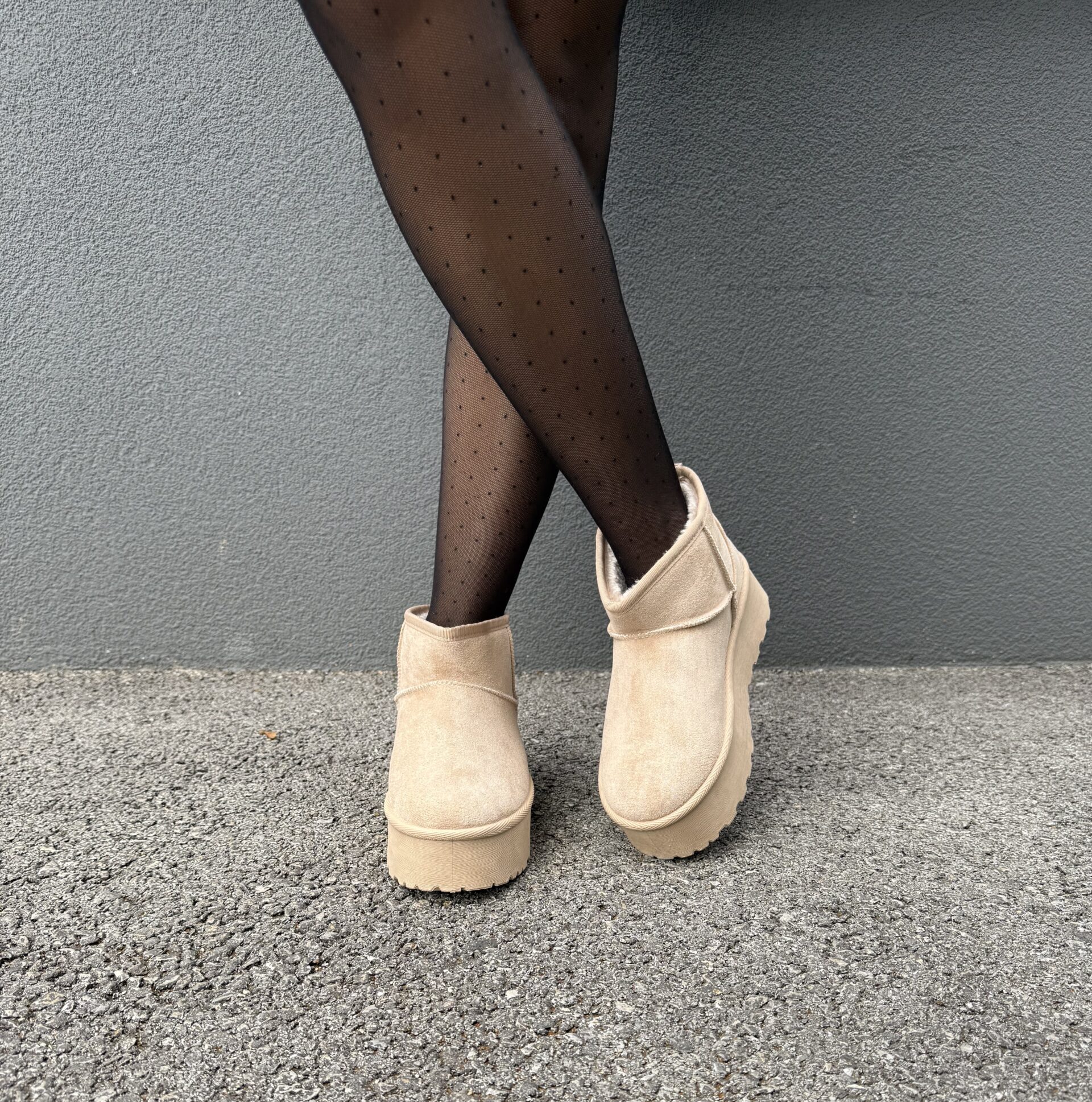 OUO11 Beige - Slika 2