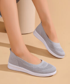 Alternative view of NB737 Grey