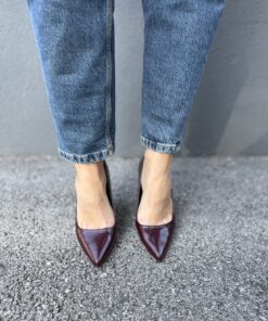 Alternative view of DMT23 Maroon