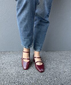 Alternative view of DMT27 Maroon