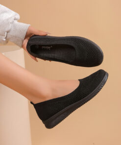 Alternative view of NB737 Black