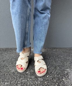 Alternative view of B7018-2 Beige