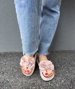 Alternative view of BO024 Pink