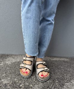 Alternative view of CR-73 Black