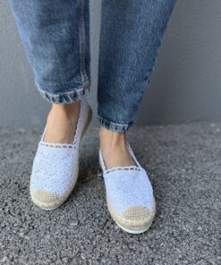 Alternative view of CR-55 White