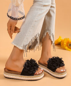 Alternative view of BG212 Black