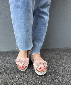 Alternative view of M518 Pink