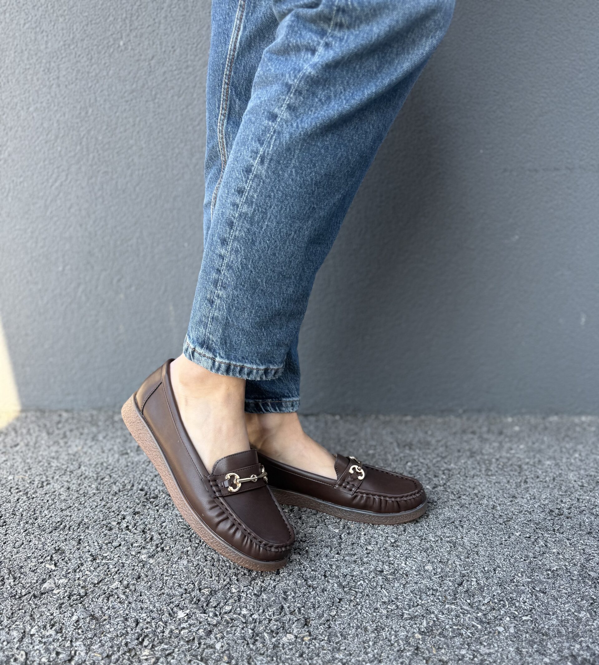 XH3 D. Brown
