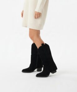 OU020 Black